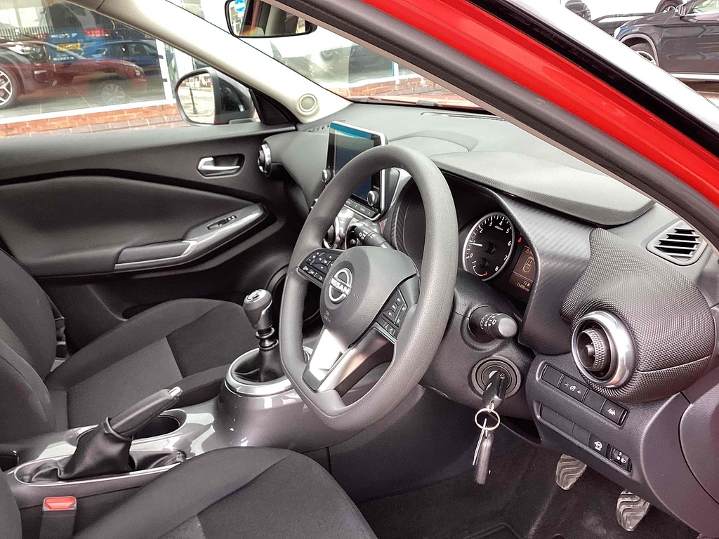Nissan Juke Dig-t Acenta FD73ZKM Red #5