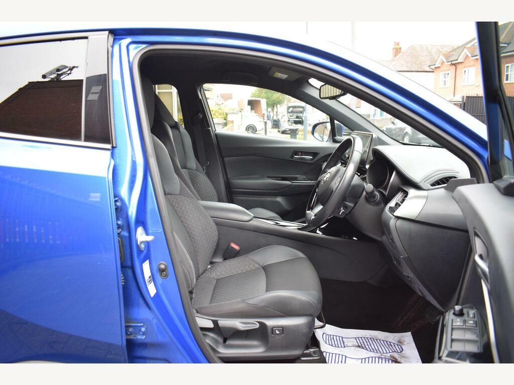 Toyota C-Hr 1.8 Vvt-h Design Cvt Euro 6 S S LO72BKN Blue #6