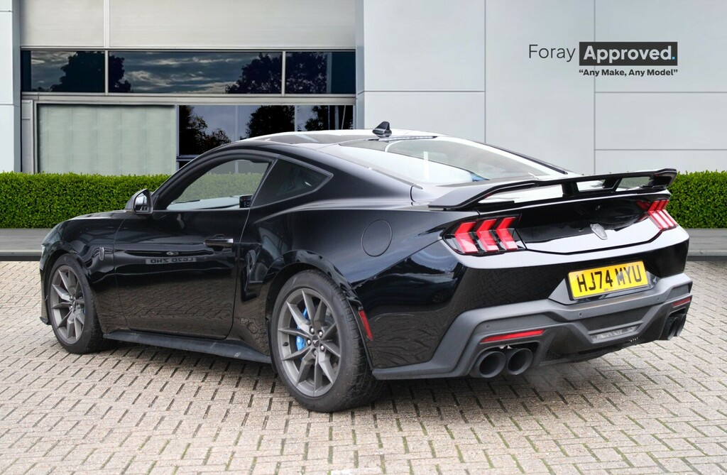 Ford Mustang 5.0 V8 Dark Horse Black #2