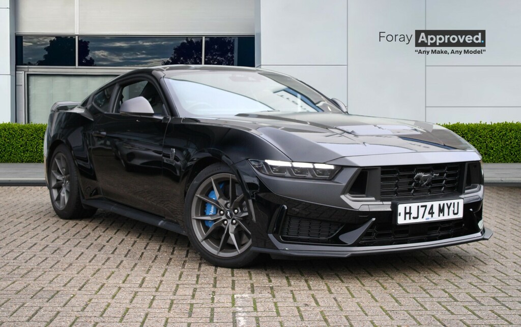 Ford Mustang 5.0 V8 Dark Horse Black