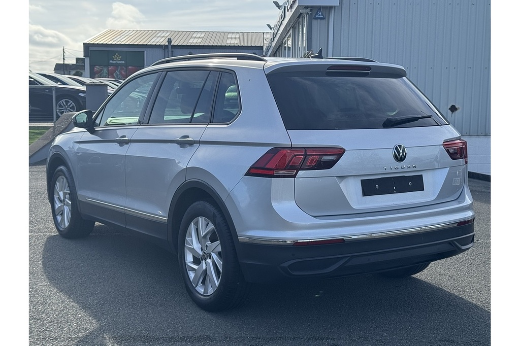 Volkswagen Tiguan Tsi Life Suv 1.5 150 Ps U14070 PJ21HKF Silver #6