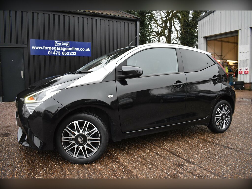 Toyota Aygo 1.0 Vvt-i X-clusiv Hatchback Eur Black