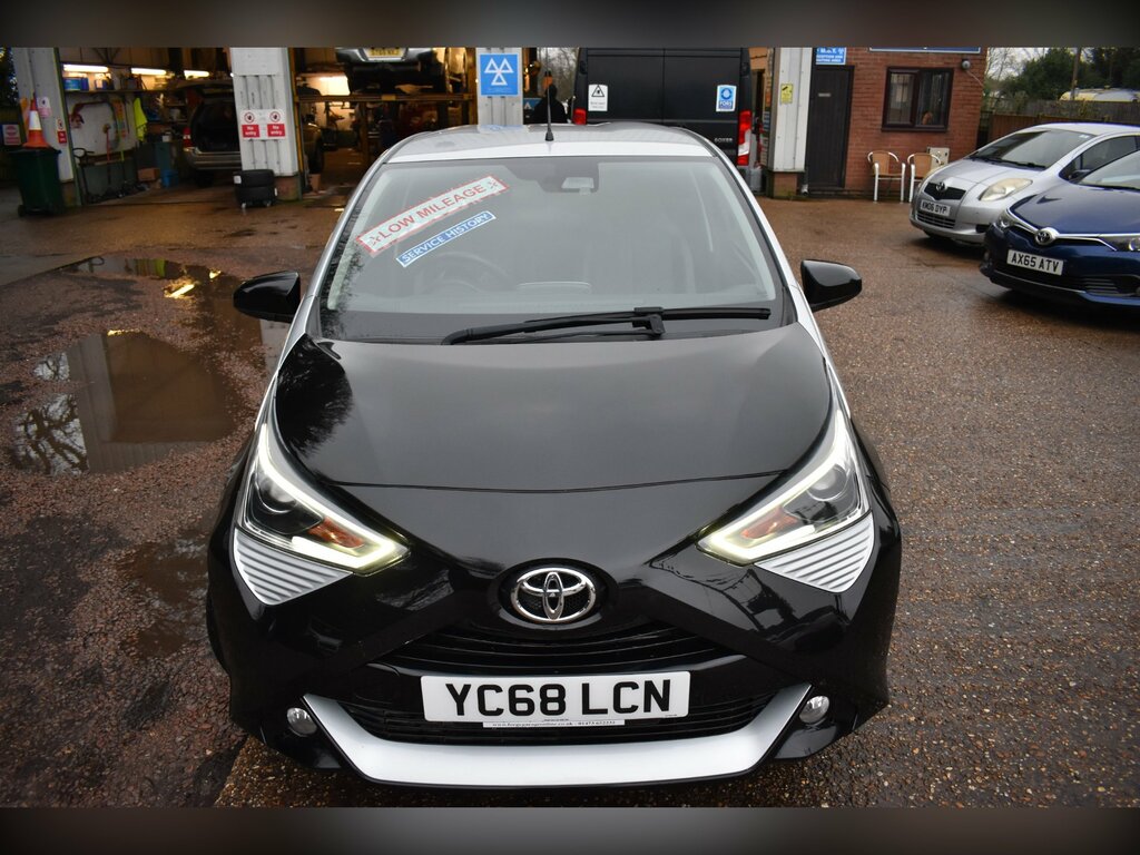 Toyota Aygo 1.0 Vvt-i X-clusiv Hatchback Eur YC68LCN Black #4