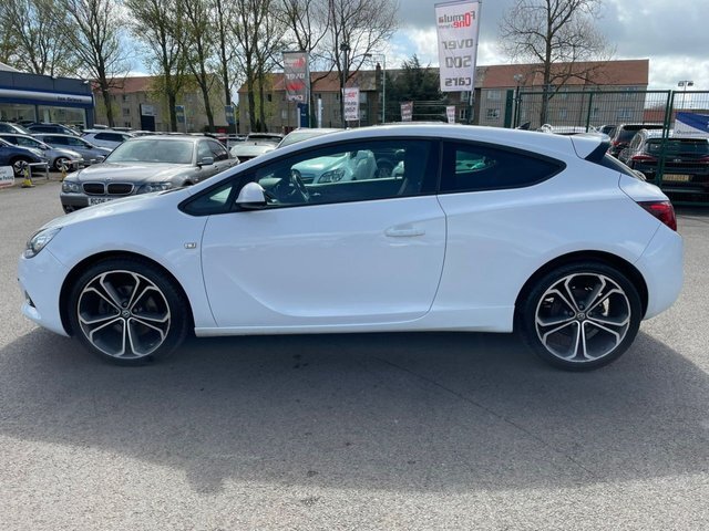 Vauxhall Astra GTC 1.4 Limited Edition Ss 118 Bhp PK65OCO White #4