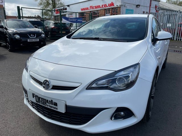 Vauxhall Astra GTC 1.4 Limited Edition Ss 118 Bhp PK65OCO White #3