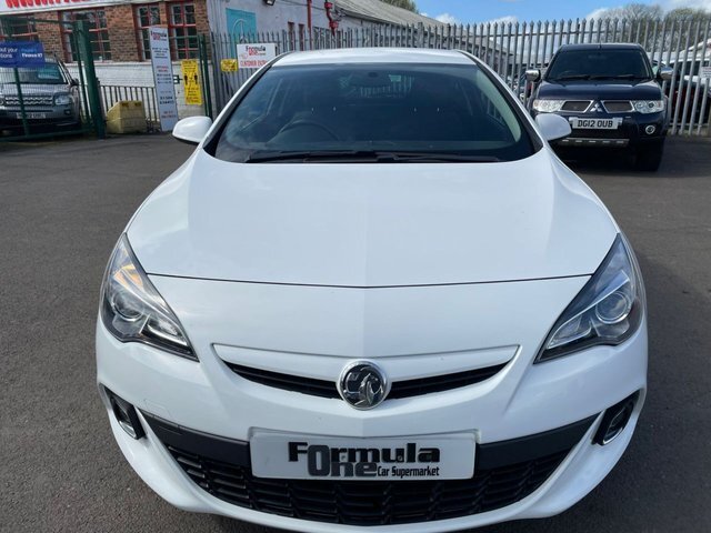 Vauxhall Astra GTC 1.4 Limited Edition Ss 118 Bhp PK65OCO White #2