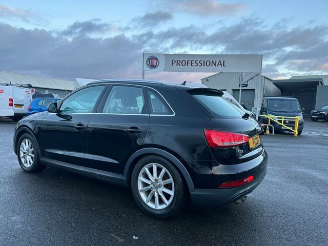 Audi Q3 2L Tdi Se Black #3