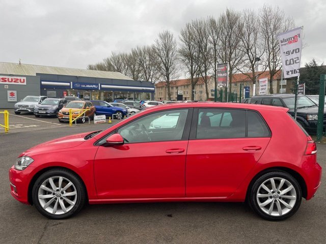 Volkswagen Golf 2L Gt Tdi Bluemotion Technology KN67AYT Red #4