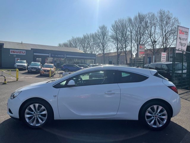 Vauxhall Astra GTC 1.4 Sri Ss 138 Bhp White #4