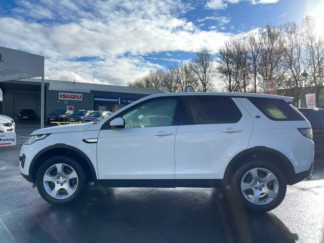 Land Rover Discovery Sport 2L Td4 Hse BN17YZC White #3
