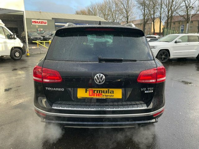 Volkswagen Touareg 3L V6 R-line Tdi Bluemotion Technology PJ64KEU Black #5