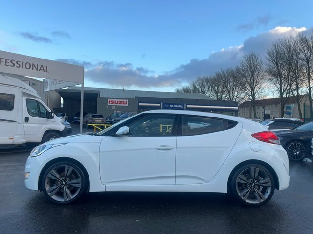 Hyundai Veloster 1.6 Gdi Sport 138 Bhp White #3