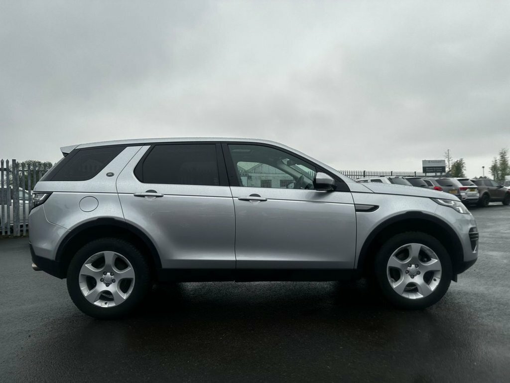 Land Rover Discovery Sport 2L Td4 Se SV67XCM Silver