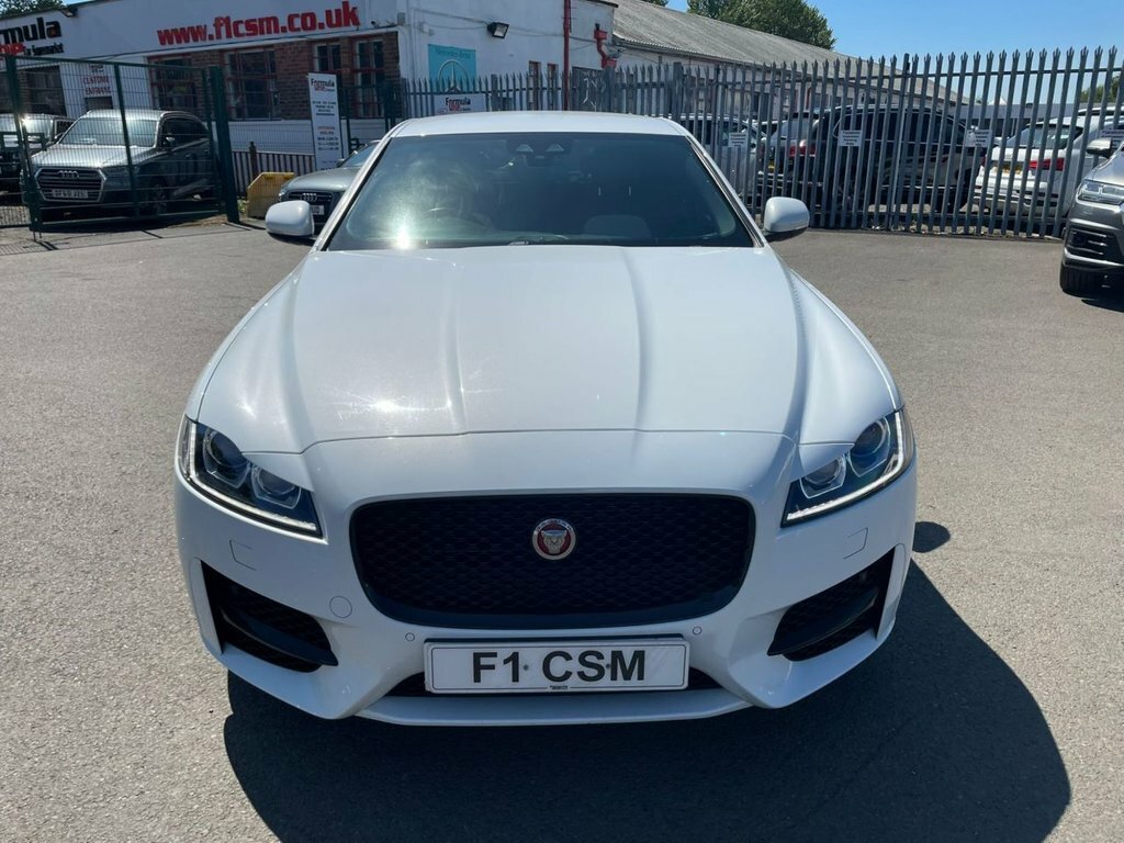 Jaguar XF 2L D R-sport Awd SV18LFZ White #2
