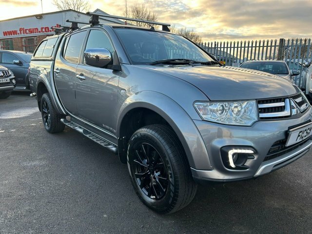 Mitsubishi L200 2.5 Di-d 4X4 Barbarian Black Lb Dcb 175 Bhp WN15AJX Grey #3