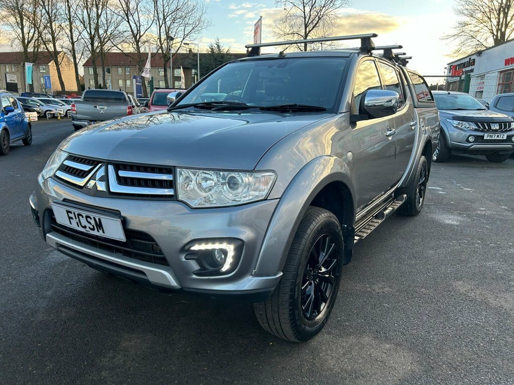Mitsubishi L200 2.5 Di-d 4X4 Barbarian Black Lb Dcb 175 Bhp WN15AJX Grey #2