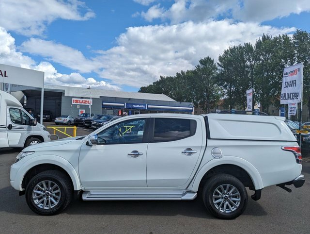 Mitsubishi L200 2.4 Di-d 4Wd Barbarian Dcb 178 Bhp SL18OLG White #4