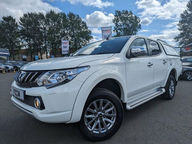 Mitsubishi L200 2.4 Di-d 4Wd Barbarian Dcb 178 Bhp White