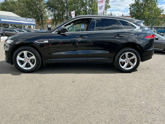 Jaguar F-Pace 0.0 Portfolio Awd 178 Bhp SV67JXJ Black #4