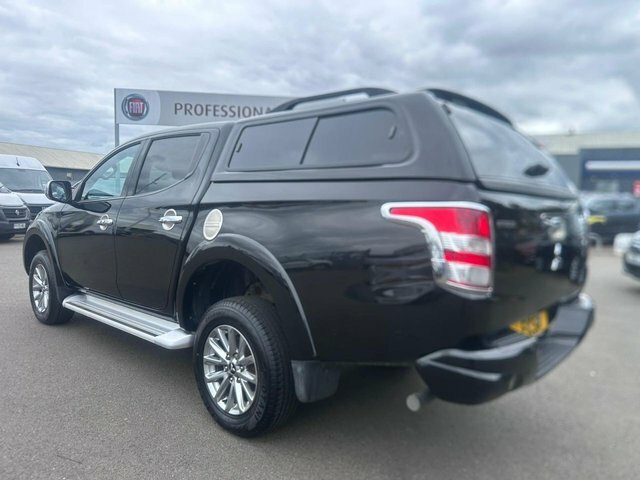 Mitsubishi L200 2.4 Di-d 4Wd Barbarian Dcb 178 Bhp DV19NBB Black #4