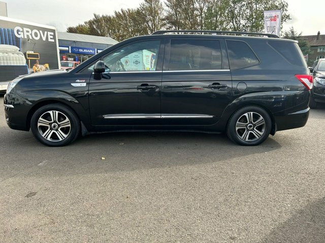 SsangYong Rodius 2L Ex Black #4
