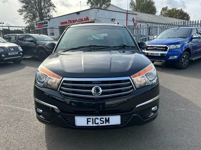 SsangYong Rodius 2L Ex Black #2