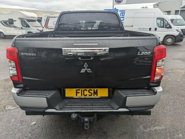 Mitsubishi L200 2.3 Di-d Warrior Dcb 148 Bhp DL70OPV Black #6