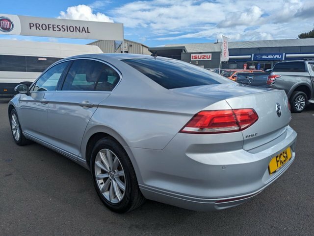 Volkswagen Passat 1.6L Se Business Tdi Bluemotion Technology VO67ZYU Silver #5