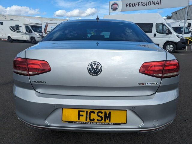 Volkswagen Passat 1.6L Se Business Tdi Bluemotion Technology VO67ZYU Silver #6