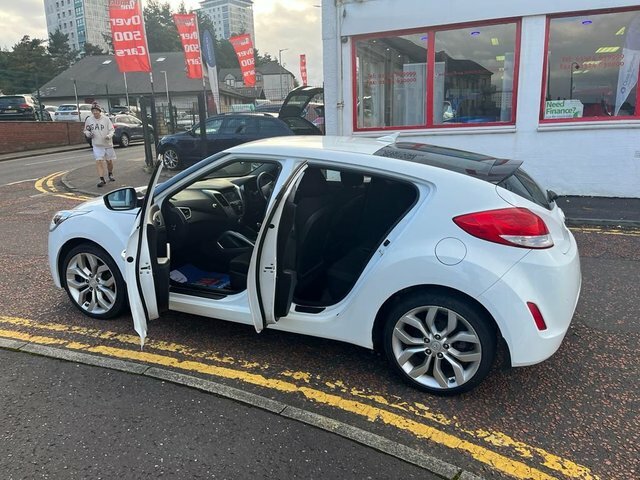 Hyundai Veloster 1.6L Gdi White #3