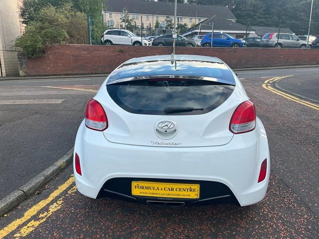Hyundai Veloster 1.6L Gdi White #5