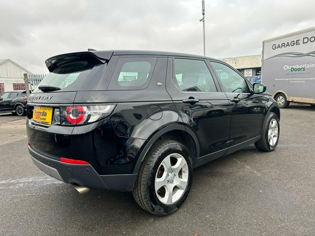 Land Rover Discovery Sport 2L Td4 Se Tech MT18OHS Black #6