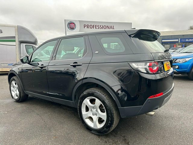 Land Rover Discovery Sport 2L Td4 Se Tech MT18OHS Black #4