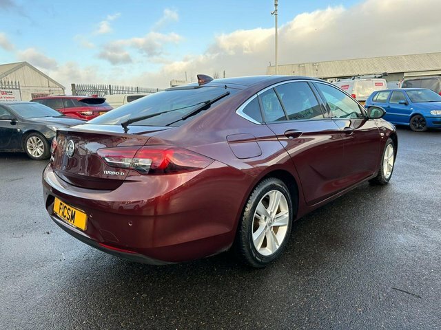 Vauxhall Insignia 1.6L Elite Nav Ecotec SD18OFZ Red #5