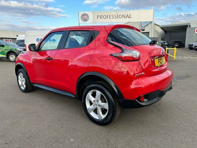Nissan Juke 1.6L Visia BG68KZW Red #3