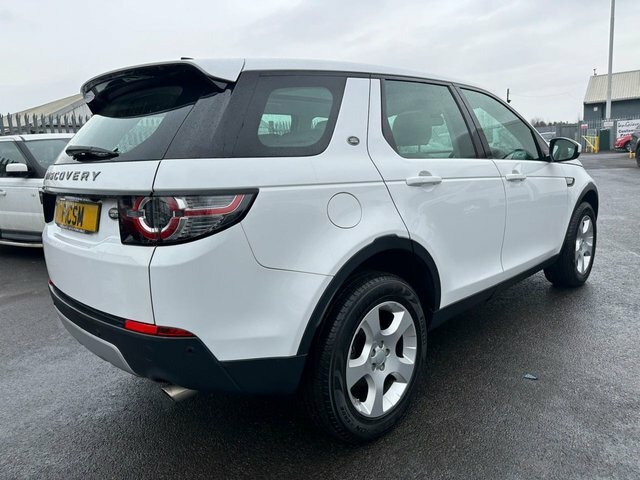 Land Rover Discovery Sport 2L Ed4 Hse FM68OCZ White #6