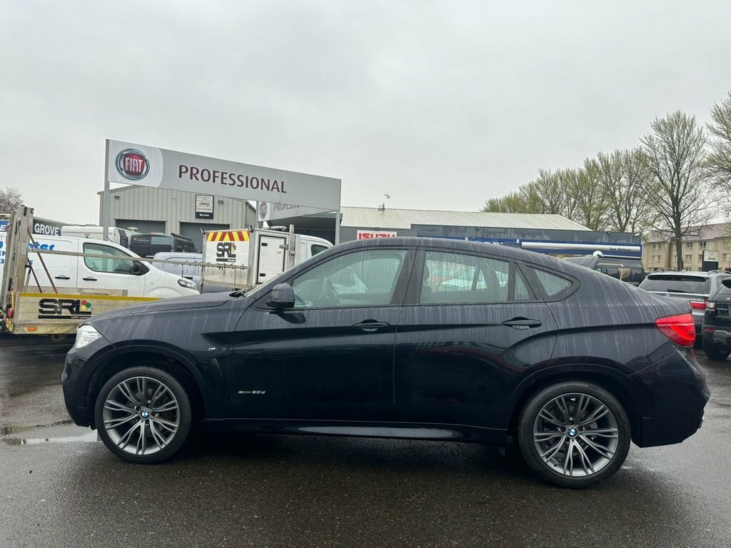 BMW X6 3L Xdrive30d M Sport EK67OWX Black #3