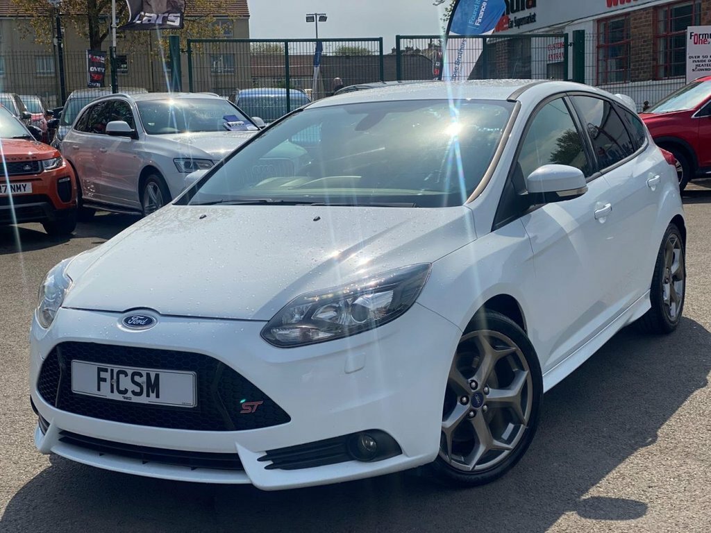 Ford Focus 2L St-3 White