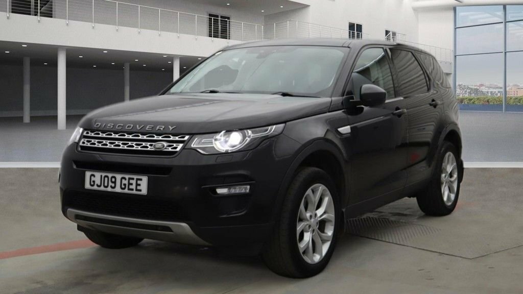 Land Rover Discovery Sport 2L Td4 Hse CE66AFV Black #2