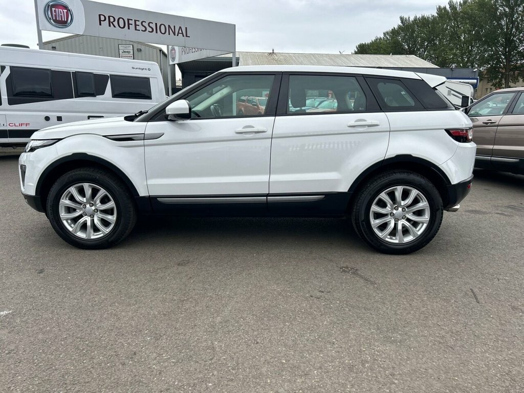 Land Rover Range Rover Evoque 2L Td4 Se HG65YXP White #6