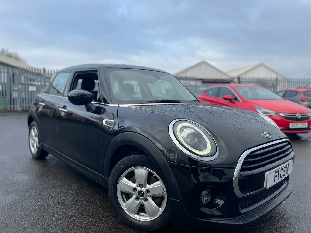 Mini Hatch 1.5L Cooper Classic DY70EYZ Black #2