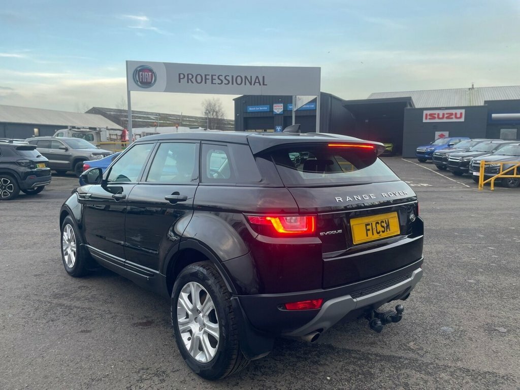 Land Rover Range Rover Evoque 2L Se Tech PF66JYU Black #4