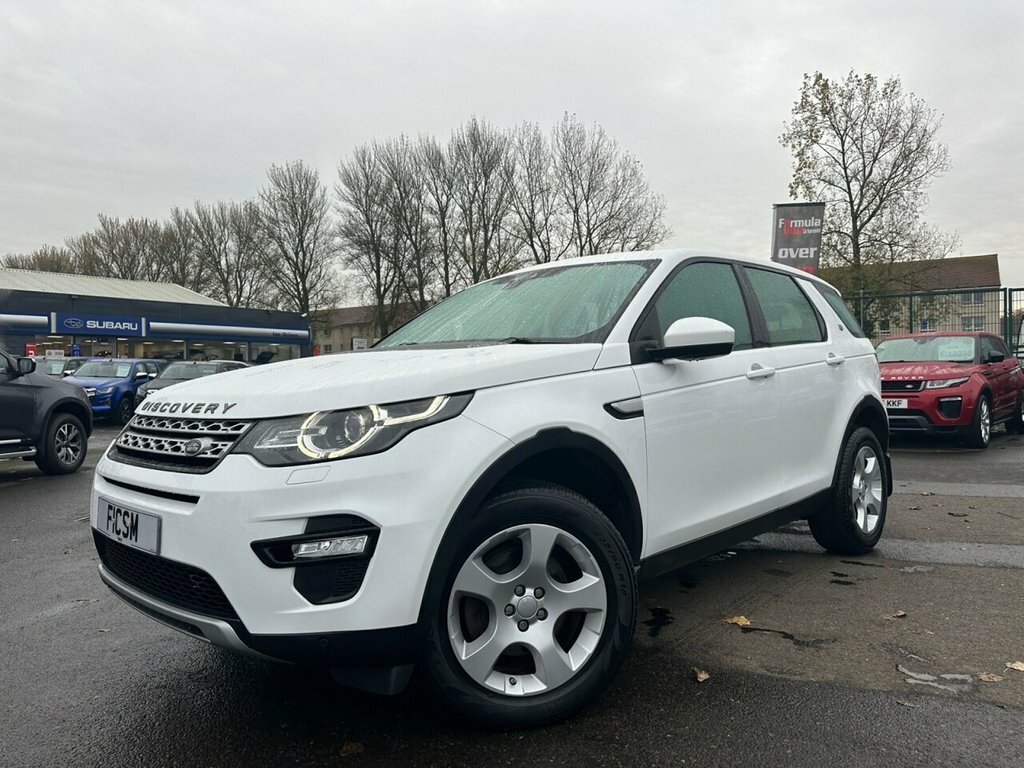 Land Rover Discovery Sport 2L Hse White