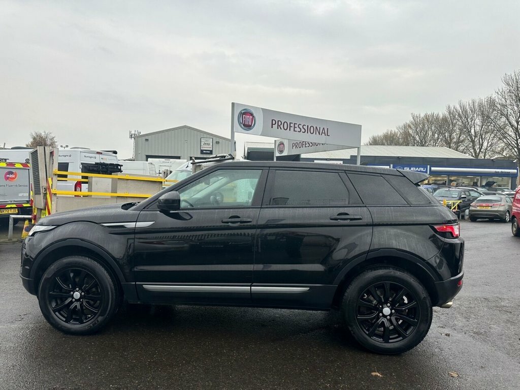 Land Rover Range Rover Evoque 2L Se WO16XVD Black #5