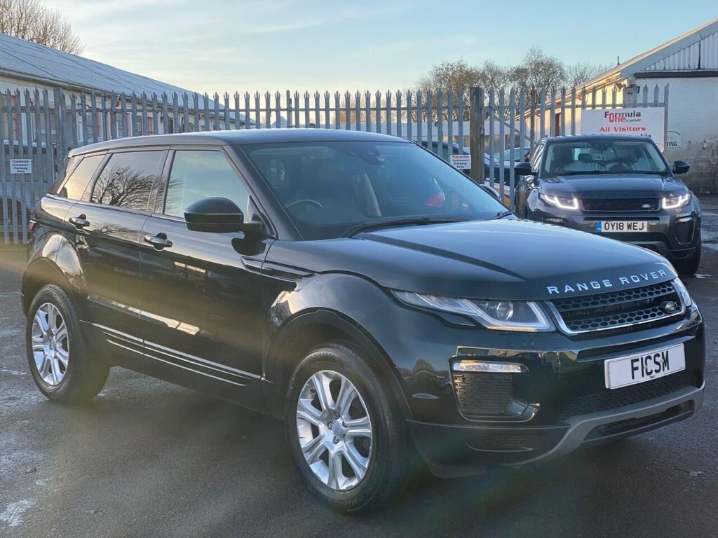 Land Rover Range Rover Evoque 2L Se Tech BP68NAA Black #4