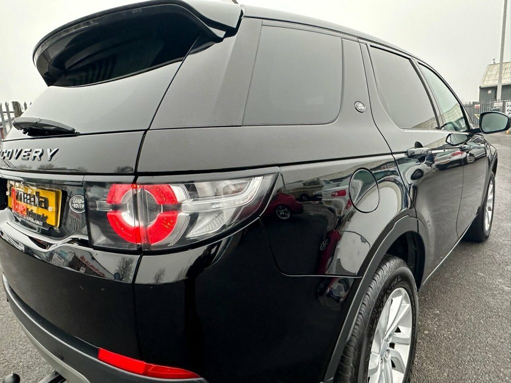 Land Rover Discovery Sport 2L Se Tech DE68ZTZ Black #6