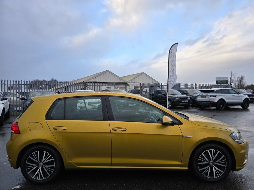 Volkswagen Golf 1.5L Se Nav RJ68FMX Yellow #6