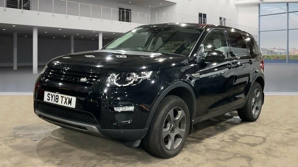 Land Rover Discovery Sport 2L Se Tech SY18TXM Black