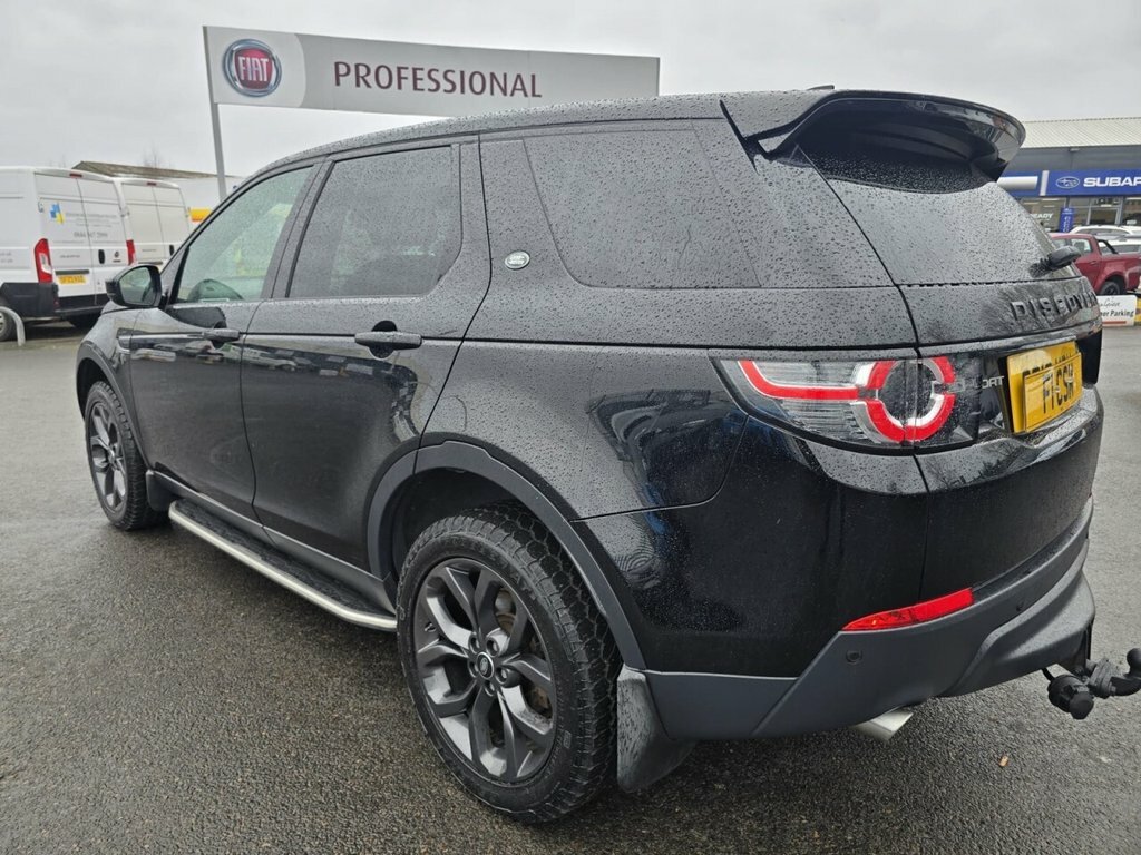 Land Rover Discovery Sport 2L Landmark SO19YPK Black #3