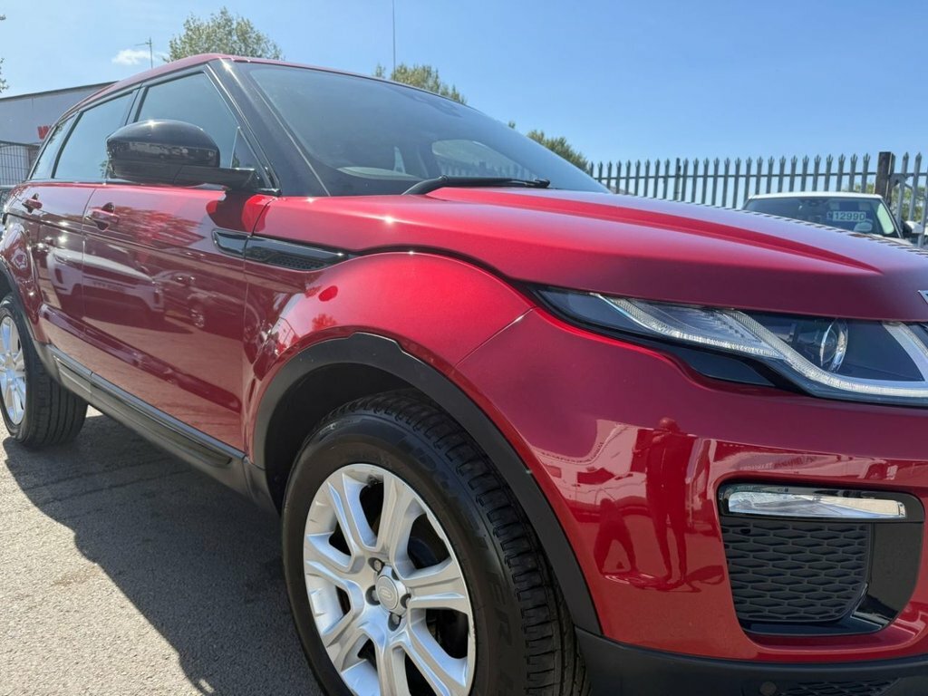 Land Rover Range Rover Evoque 2L Se Tech FD68XYM Red #3